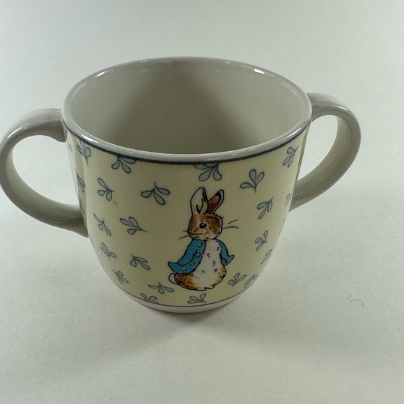 Vintage PETER RABBIT TEA TIME Two Handled Mug WEDGWOOD England 1996 w/Box - Picture 2 of 9